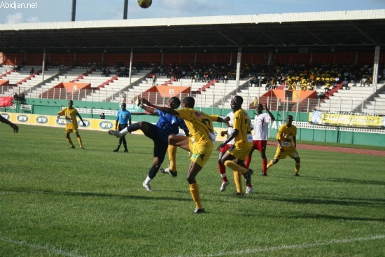 Football : Tournoi de l’UEMOA et CHAN 2011 - 30 joueurs en stage
